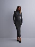 Object Collectors Item - Langermede kjoler - Magnet W. Magnet Lurex - ...