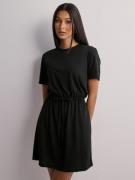 JdY - Korte kjoler - Black - Jdydalila S/S String Dress Jrs Noos - Kjo...