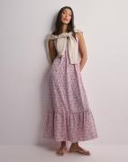 Pieces - Blomstrete - Pcsade Strap Long Dress Noos Bc