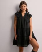 Neo Noir - Svart - Jamma S Voile Dress