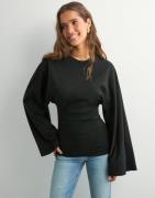 Nelly - Svart - Wide Sleeve LS Long Top