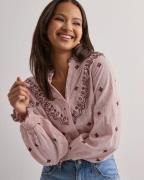 Neo Noir - Rosa - Degas Blouse