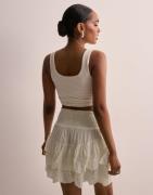 Neo Noir - Beige - Line Embroidery Skirt
