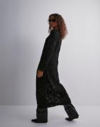 OBJECT - Svart - Objanmari Ls Midi Dress E Aw Fair 2