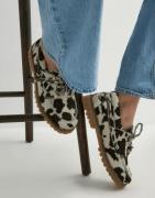 Pavement - Brun - Alvina Pony Loafers