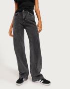 Woodbird - Svart - Carla Thun Black Jeans
