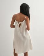 Vero Moda - Hvit - Vmnatali Short Singlet Dress Wvn No