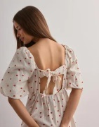 Vero Moda - Hvit - Vmodette 2/4 Short Dress Wvn Ga