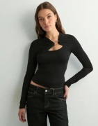 Nelly - Svart - Unique LS Top
