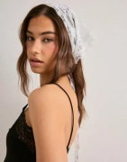 Pieces - Hvit - Pcnaina Lace Hip Scarf