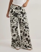 Adidas Originals - Brun - Stn C Wl Pants